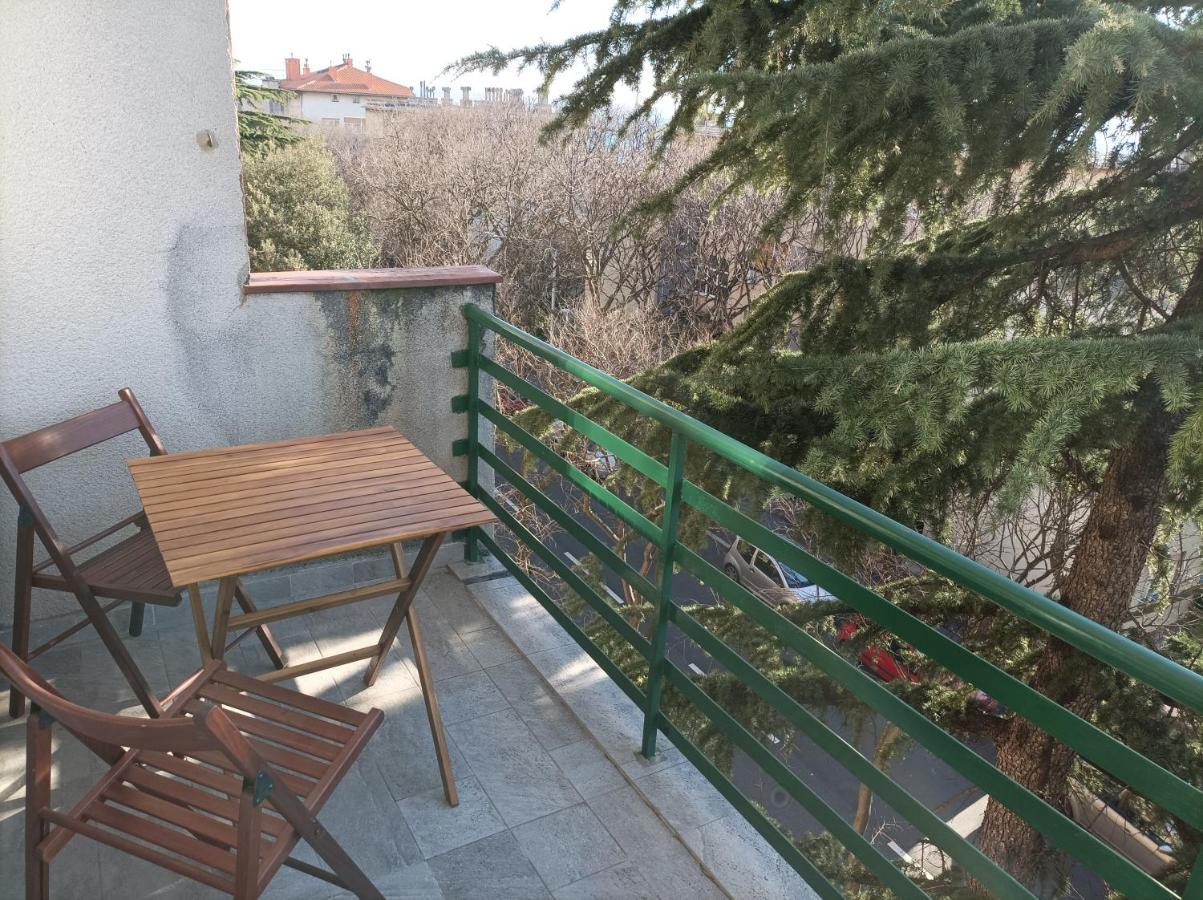 Apartman Pecine Rijeka Luaran gambar